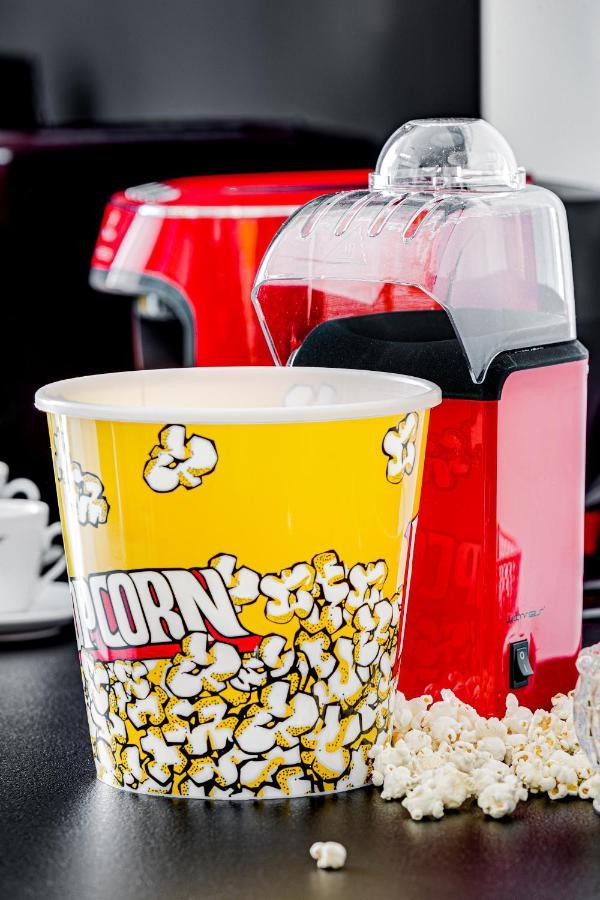 Apartament Ari Cinema Apartament With 2M Videoproiector Arad Zewnętrze zdjęcie